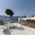 Legacy Apartment *