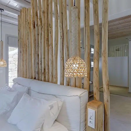 Legacy Apartment *