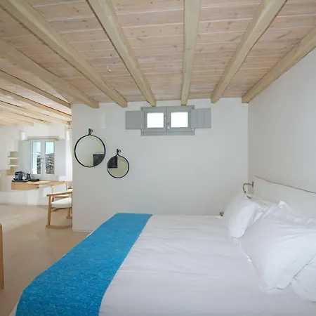 Апартаменты Legacy Mykonos Town