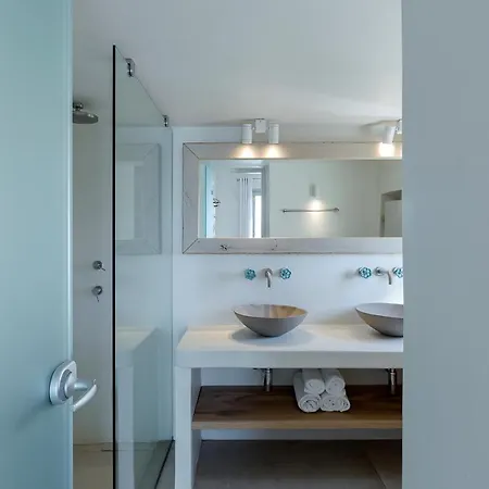 Legacy Apartment